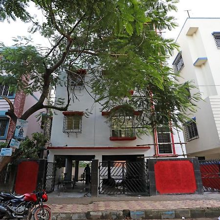 Hotel Oyo 17187 Urban Casa Kalkutta Exterior foto